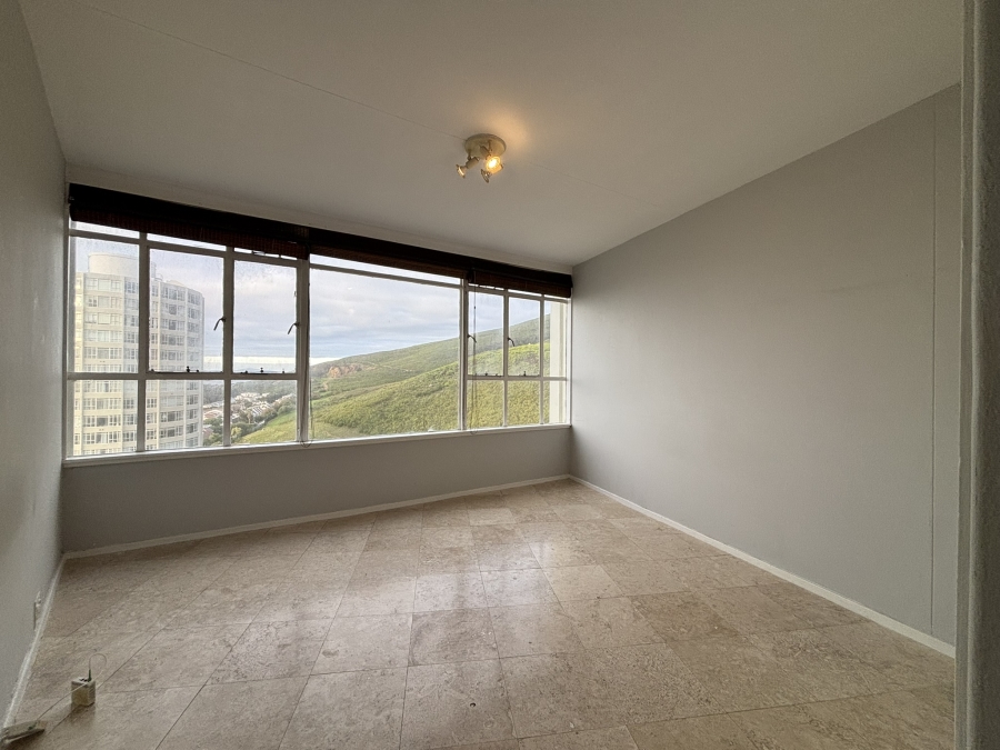 To Let 2 Bedroom Property for Rent in Vredehoek Western Cape
